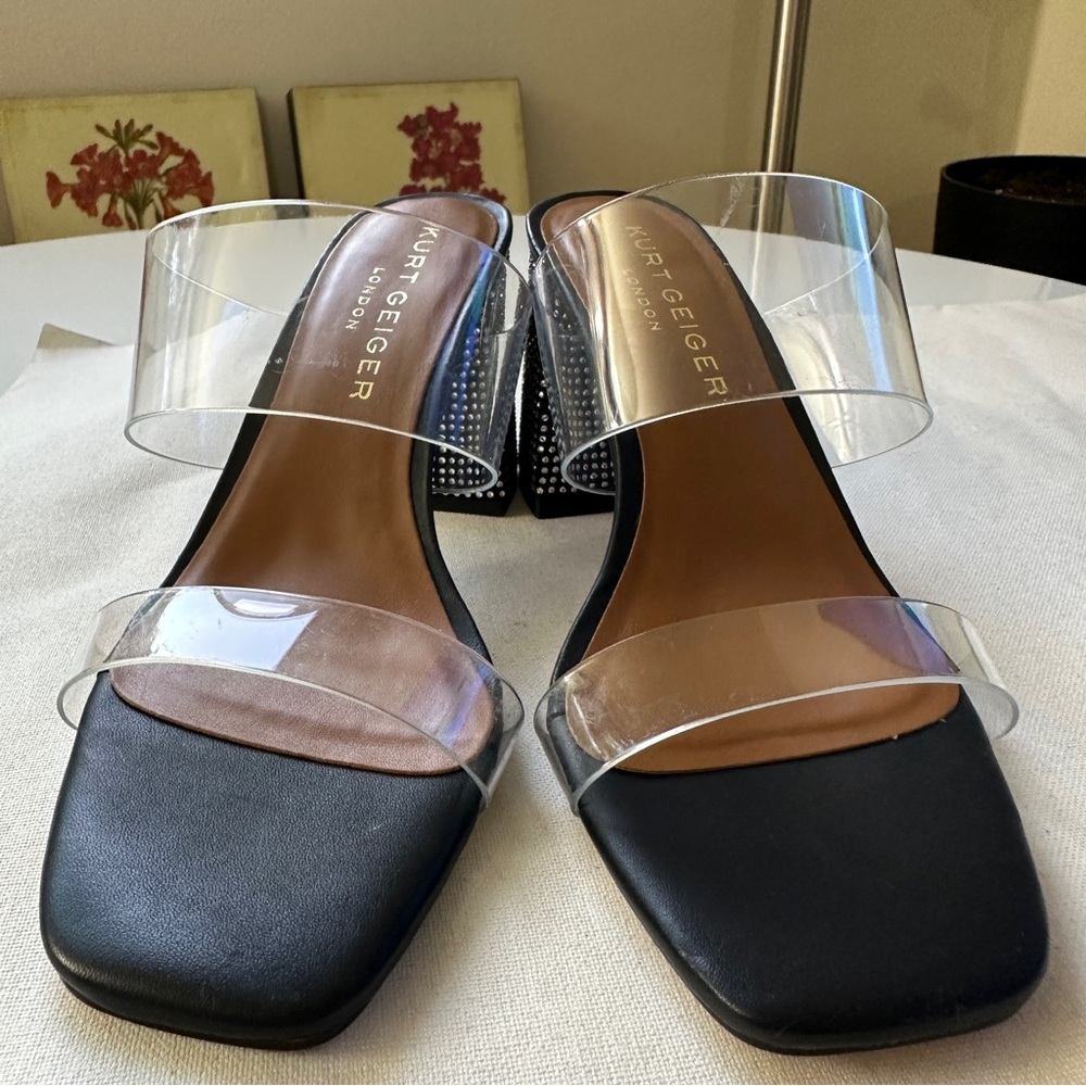 (NWOT) Kurt Geiger Party Clear Embellished Smiley Face Block Heel Sandals 6.5 - Picture 4 of 8